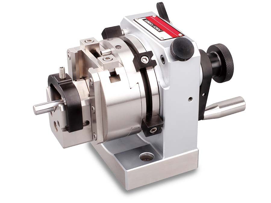 パンチフォーマー